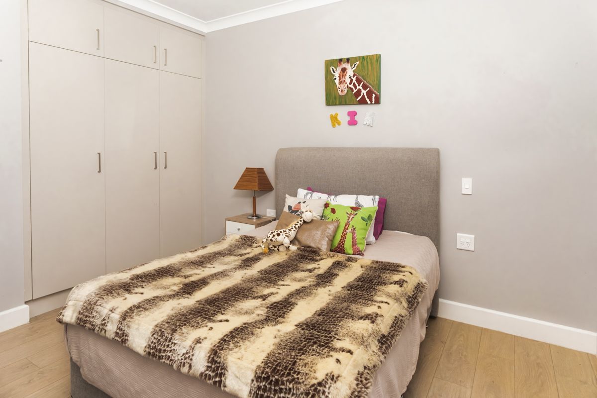 SIL022 LR_Maitland_bedroom 1-1