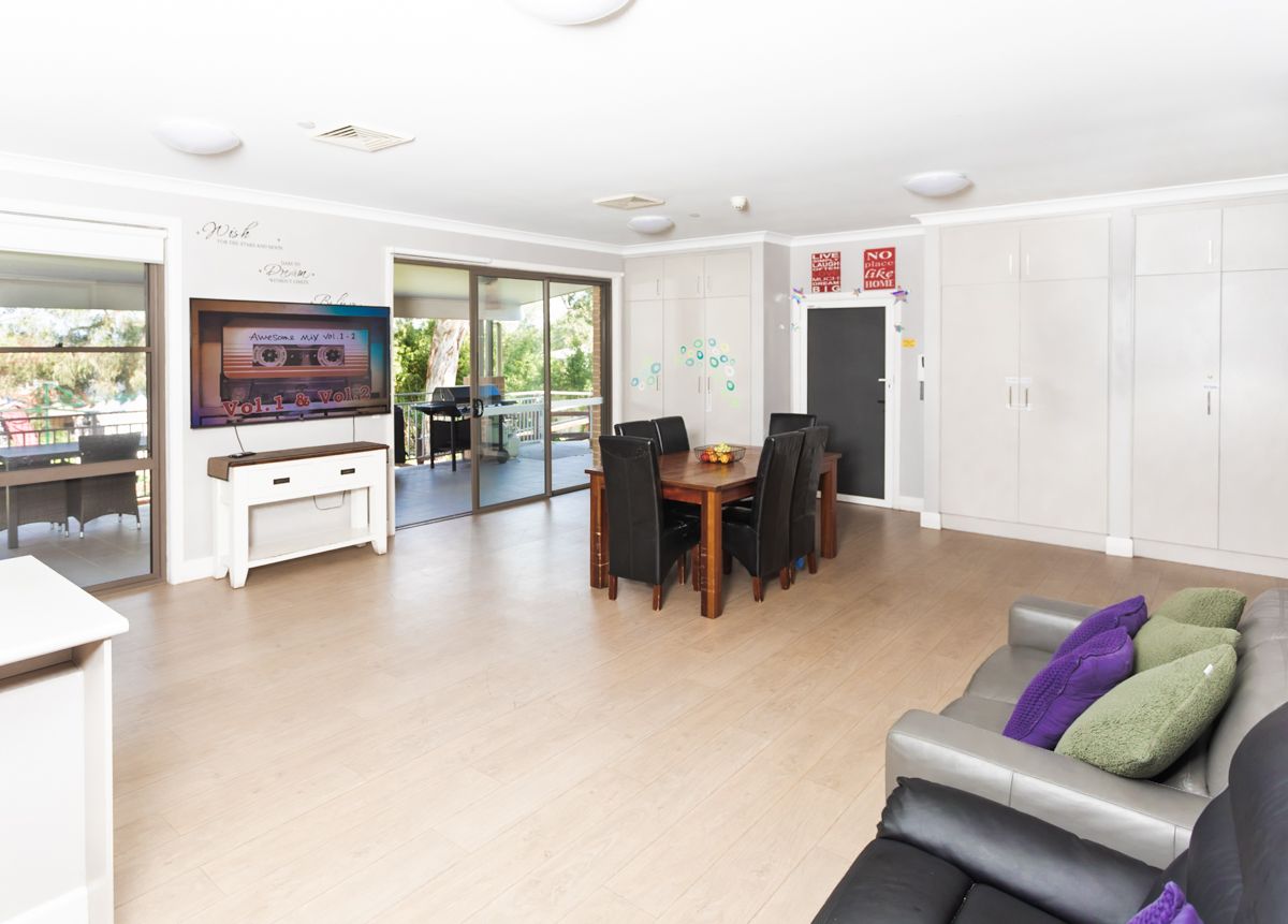 SIL022 LR_Maitland_living dining 2