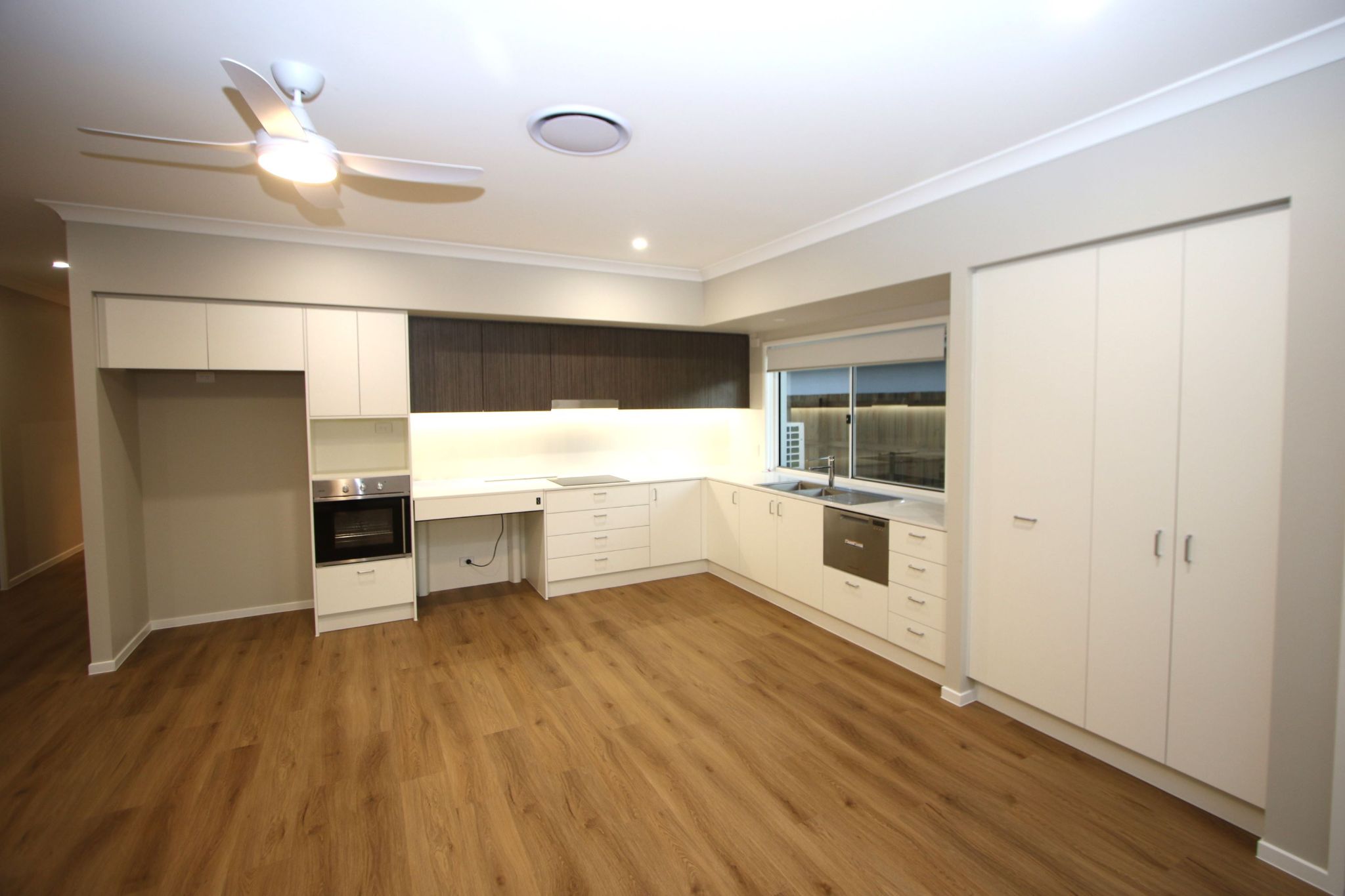 Murray St Banya kitchen2