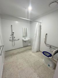 Ensuite 768x1024
