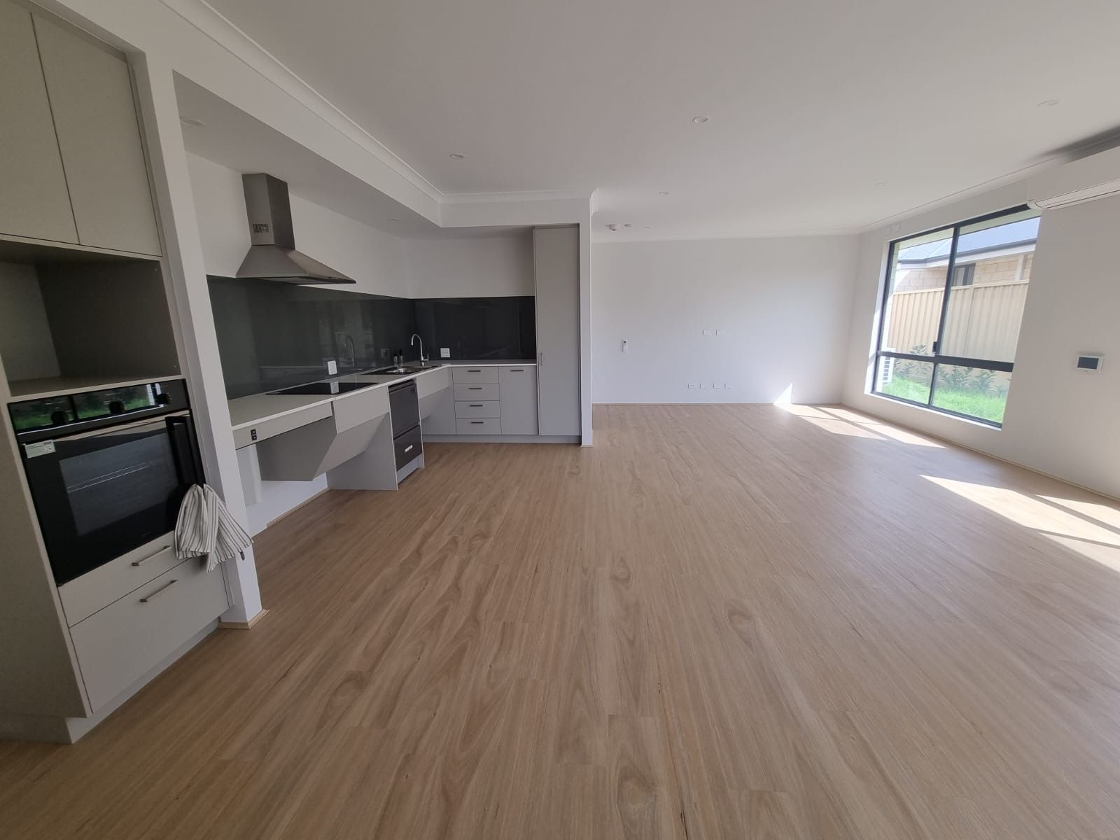 d743f104 f3e9-4922-acc9-91c8b23db02f