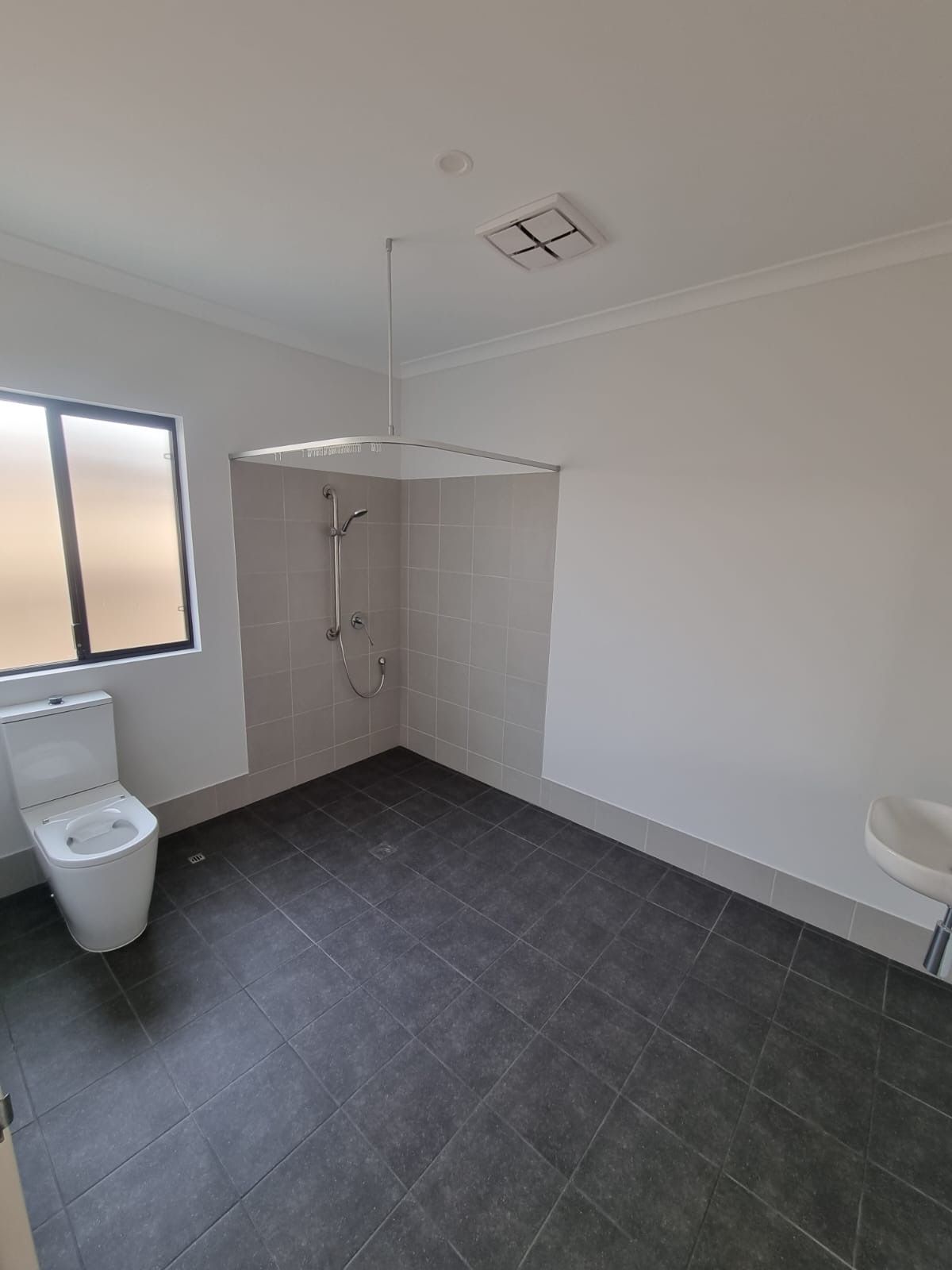 18f122f4 3561-4944-8de5-d5b7592e45d6 2