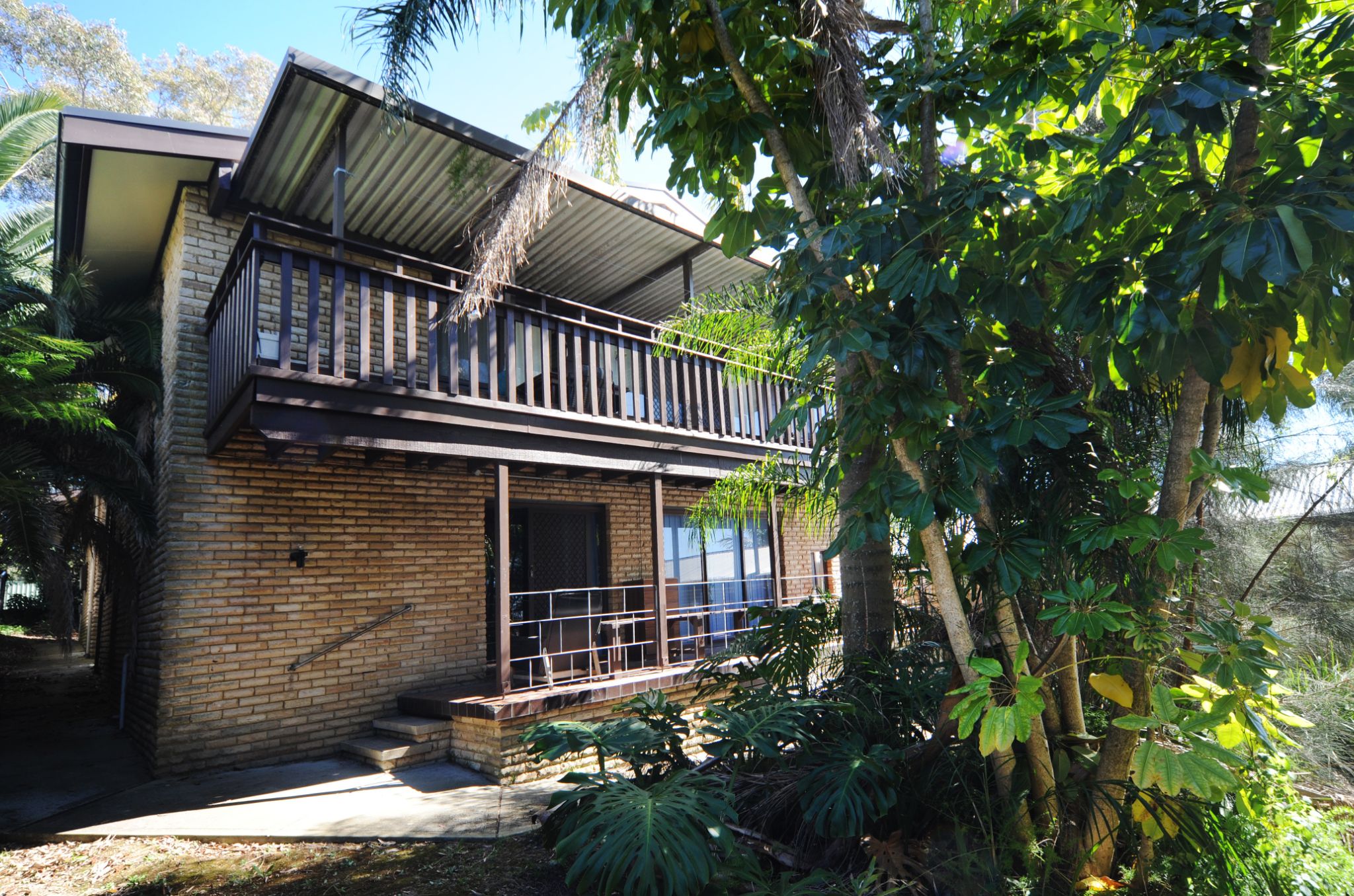 Promenade rear view 001 (1)