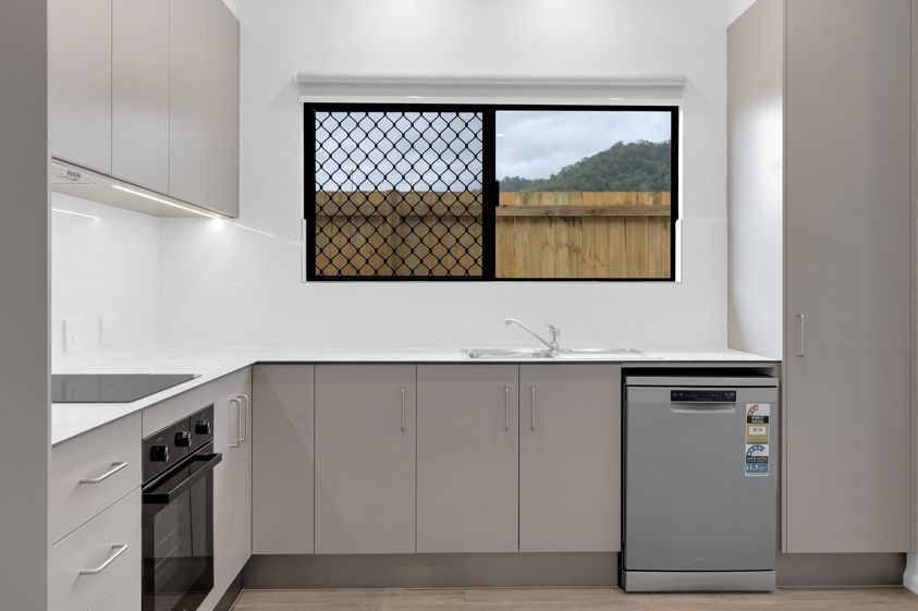 zht8hg872gtqupoebvox