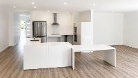 Kitchen Area  2)