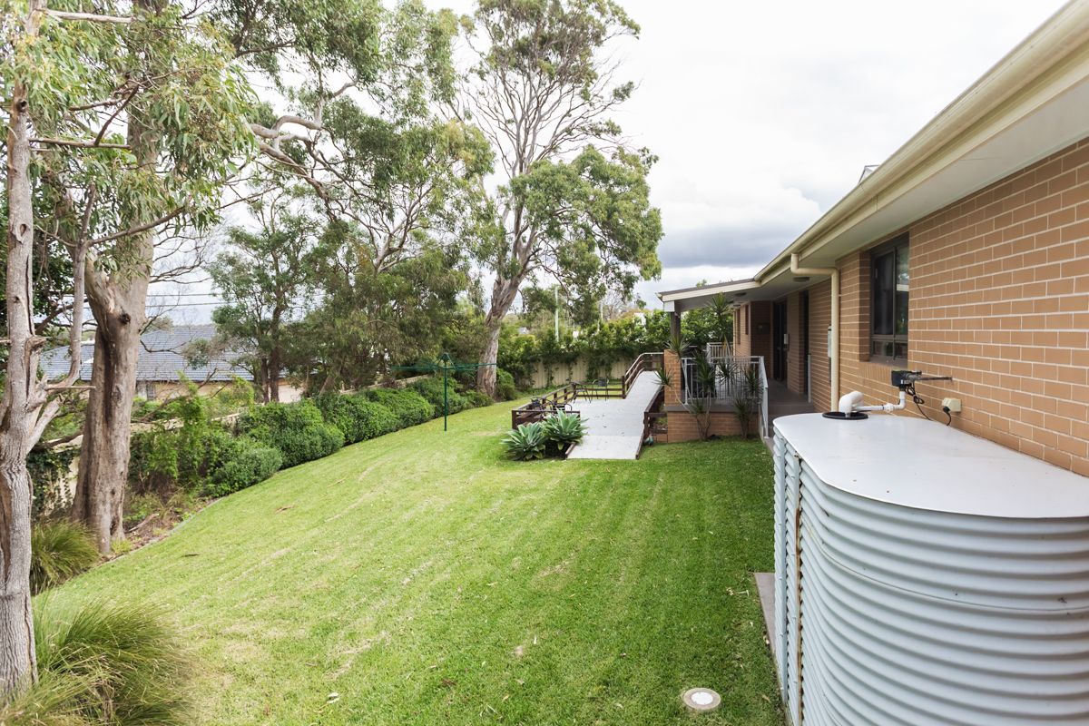 SIL022 LR_Maitland_back 3