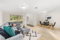 2015323890 2_1_190603_065215-w2048-h1365