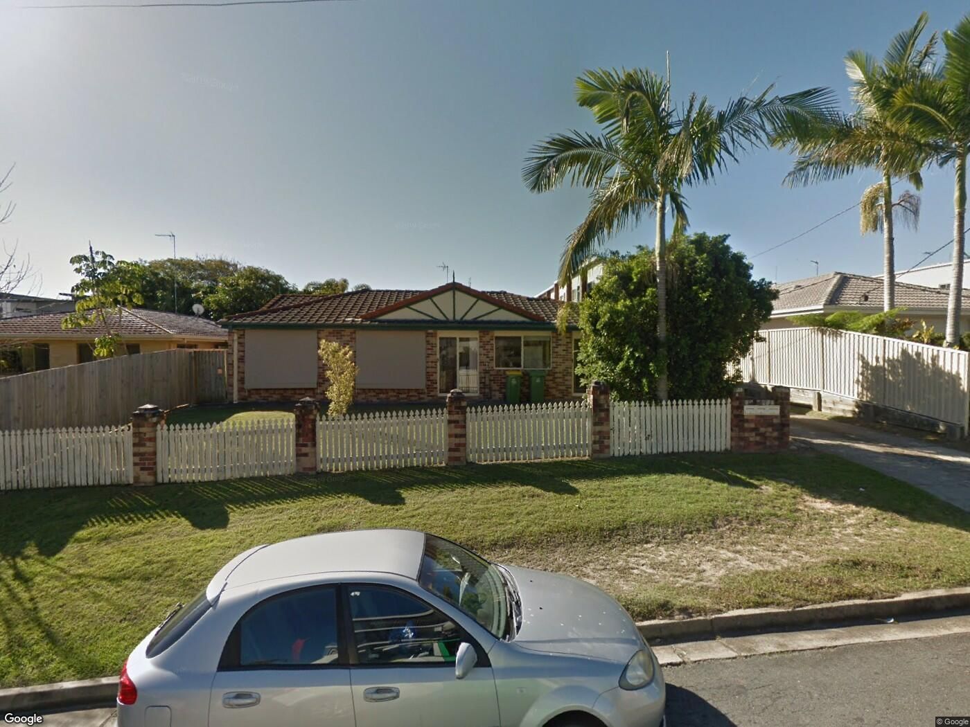 2 127-falconer-street-southport-qld-4215-xl