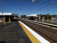 Boondall Railway_Station,_Queensland,_July_2012