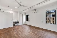 5   Eaglefield St 3 - Bed1b