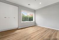 EBLI 555469_9_Martin_Avenue_035