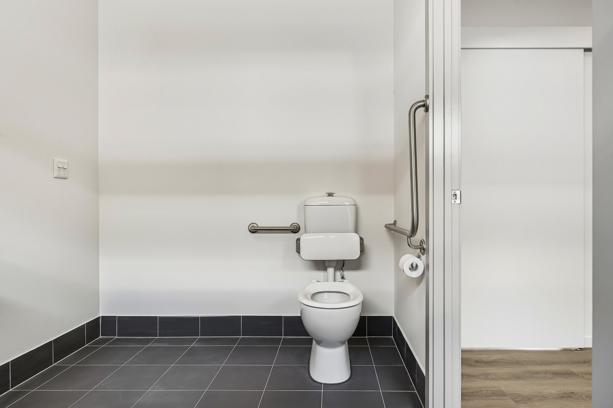 93 Brandis Rd   Photogram Hub _12