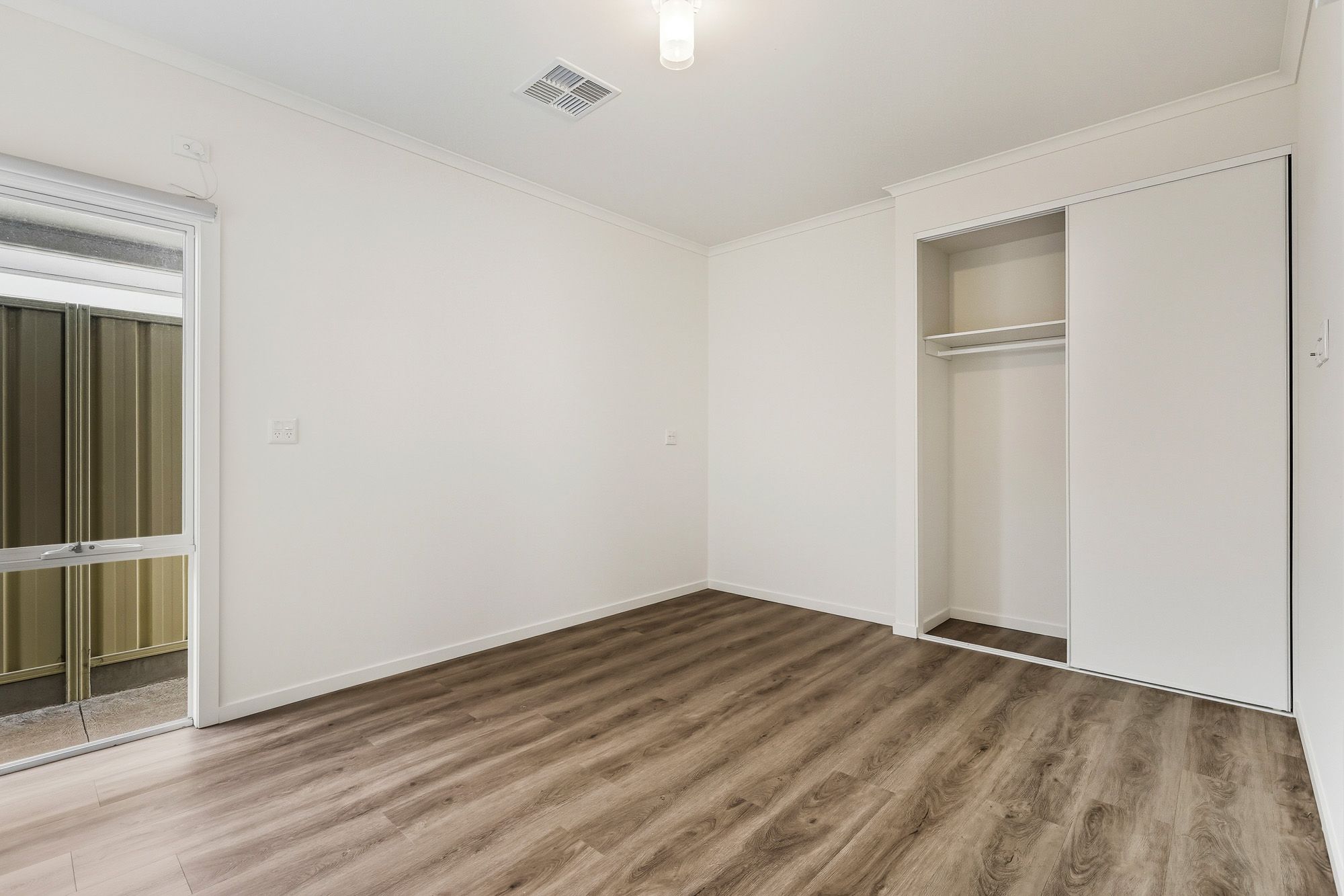 93 Brandis Rd   Photogram Hub _13