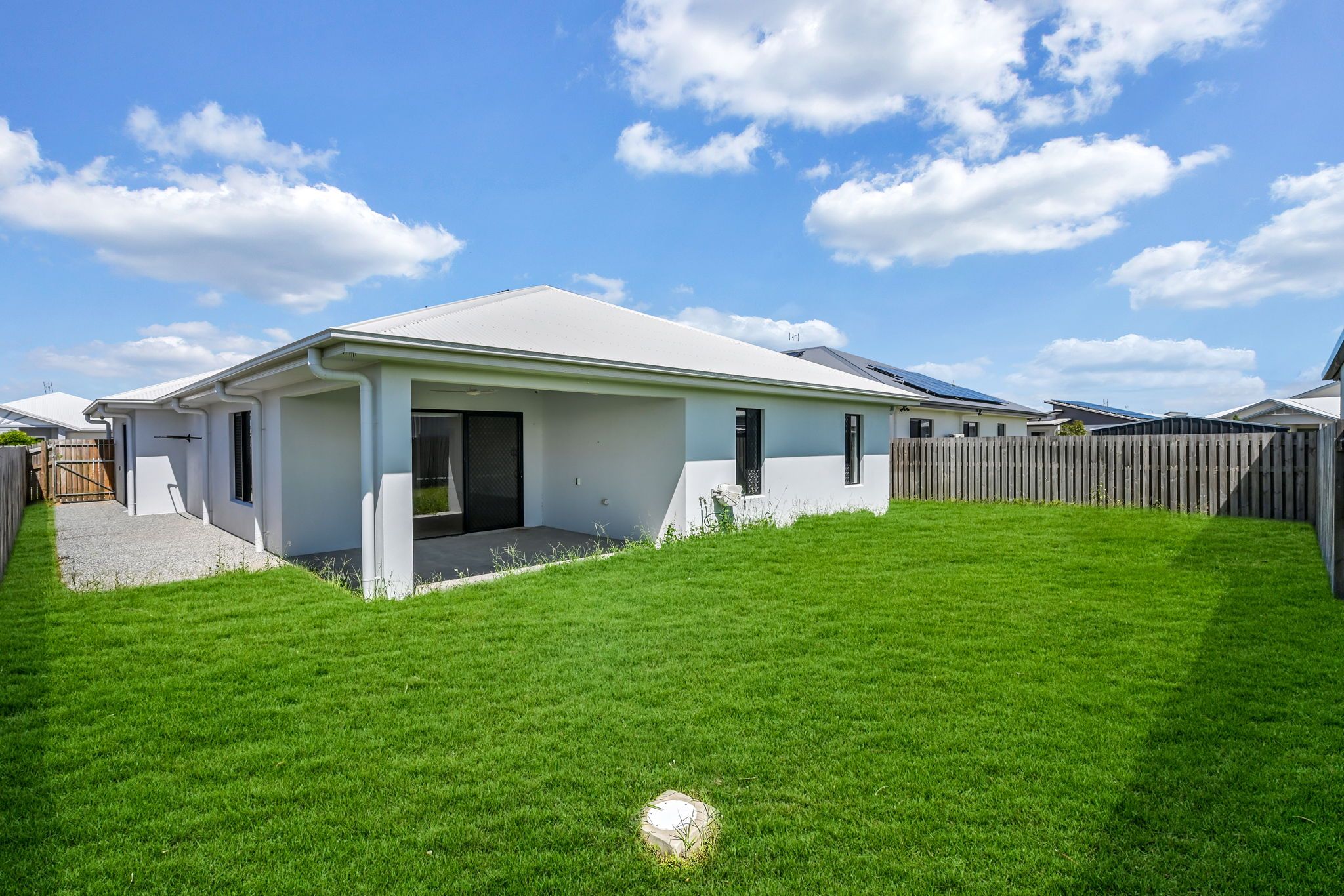 18   Eaglefield St 3 - Yard