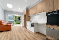 EBLI 555469_9_Martin_Avenue_023