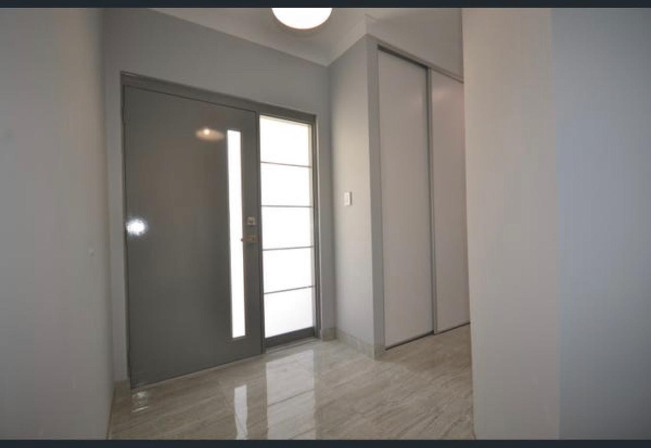 2EC18A01 E49F-438A-8D27-EB7F204B910B