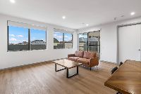 O Halloran 2 BR - Living Alfresco LR No Logo