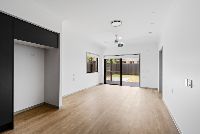 012 Open2view_ID988602-36_Uralba_Street