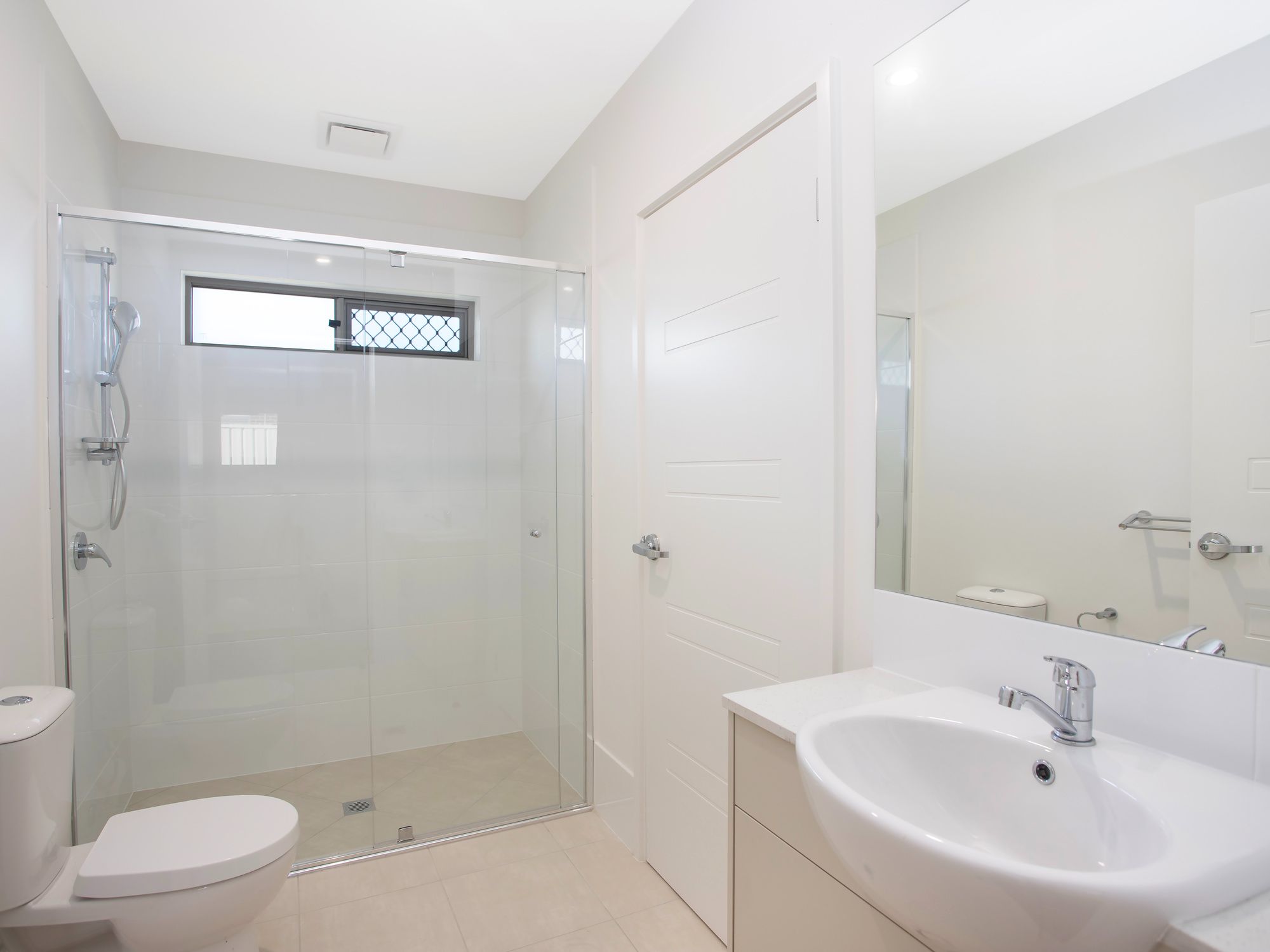 010 Open2view_ID829252-9_Turnberry_Avenue