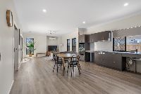 003 Open2view_ID971176-13A_Wyndham_Street__North_Toowoomba