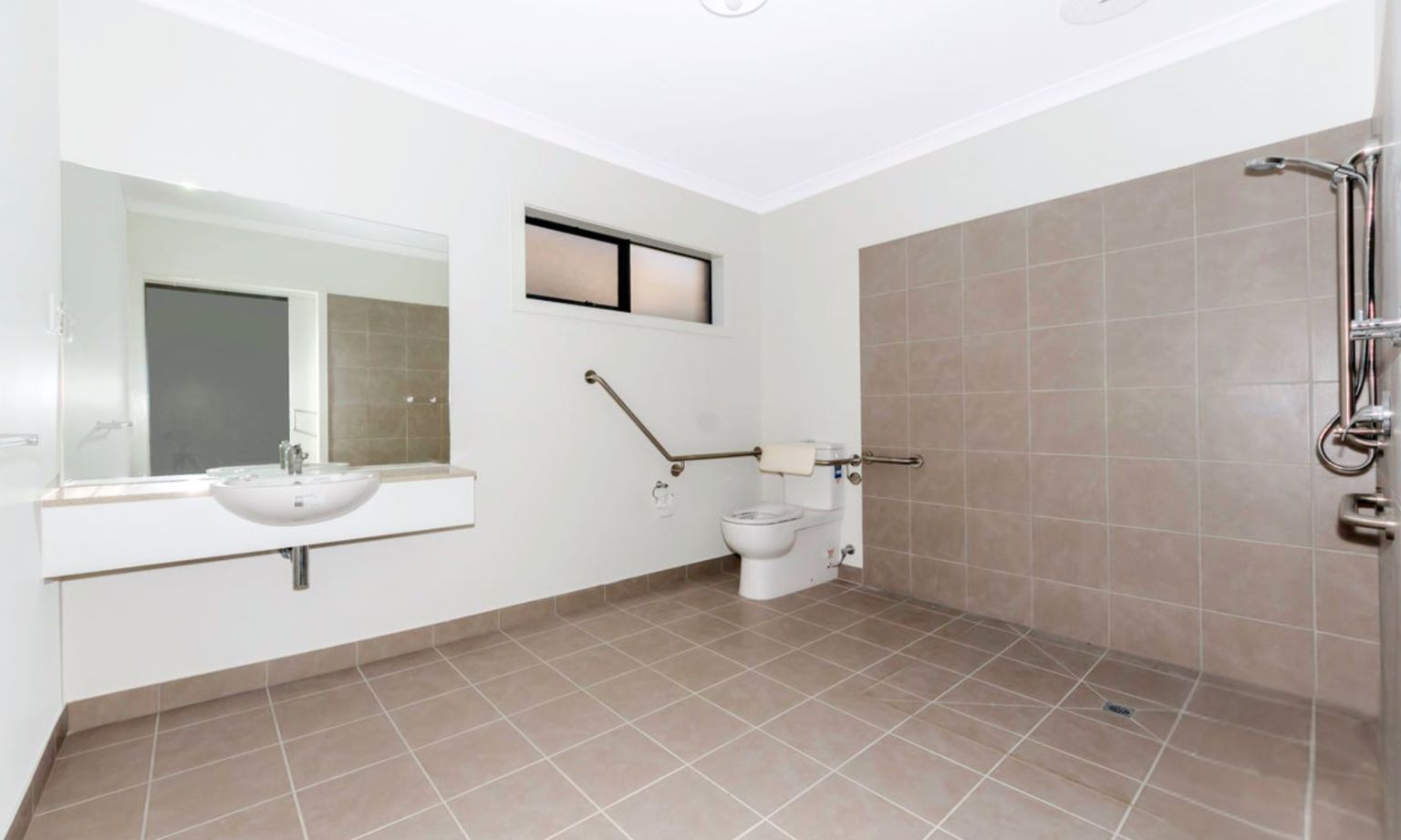 76d3fa34 8383-40dd-ac8f-c8504d9a2742-1536x921