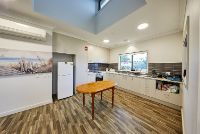 SIL044 LR-Cudgen-communal-kitchen1