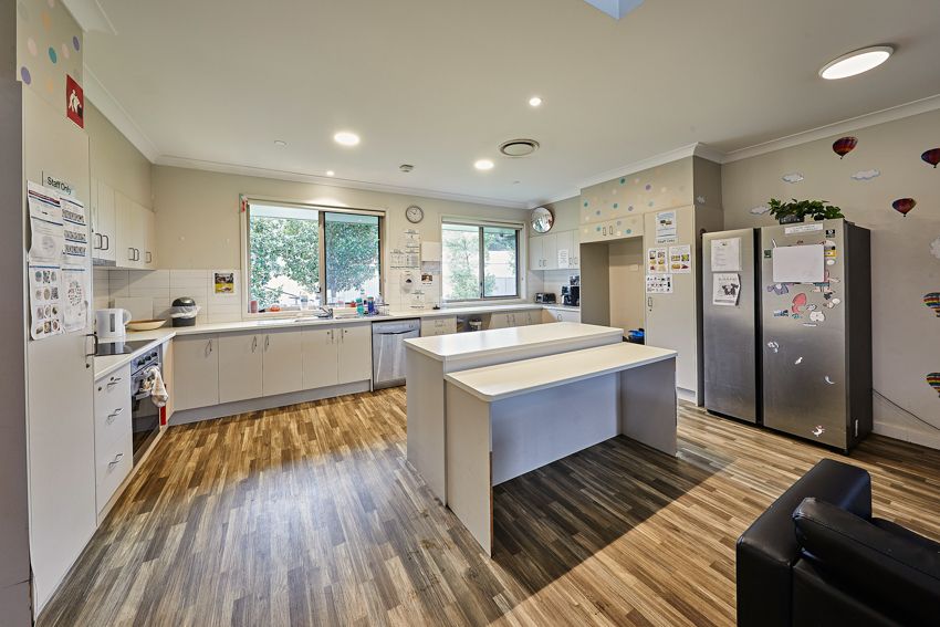 SIL044 LR-Cudgen-communal-kitchen2