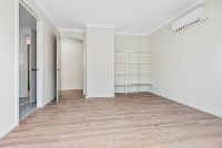 007 Open2view_ID903633-2_Prominent_Road (1)