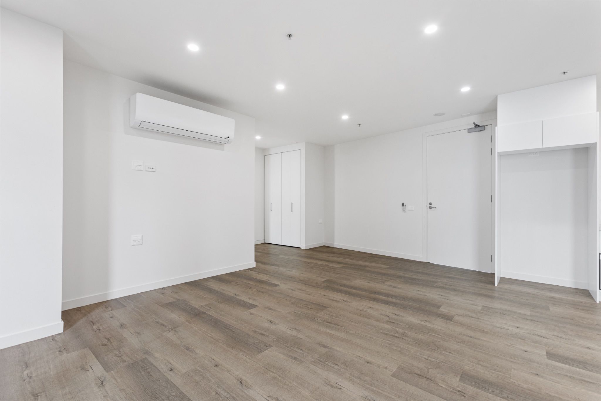 301A 1142 Nepean Hwy_06