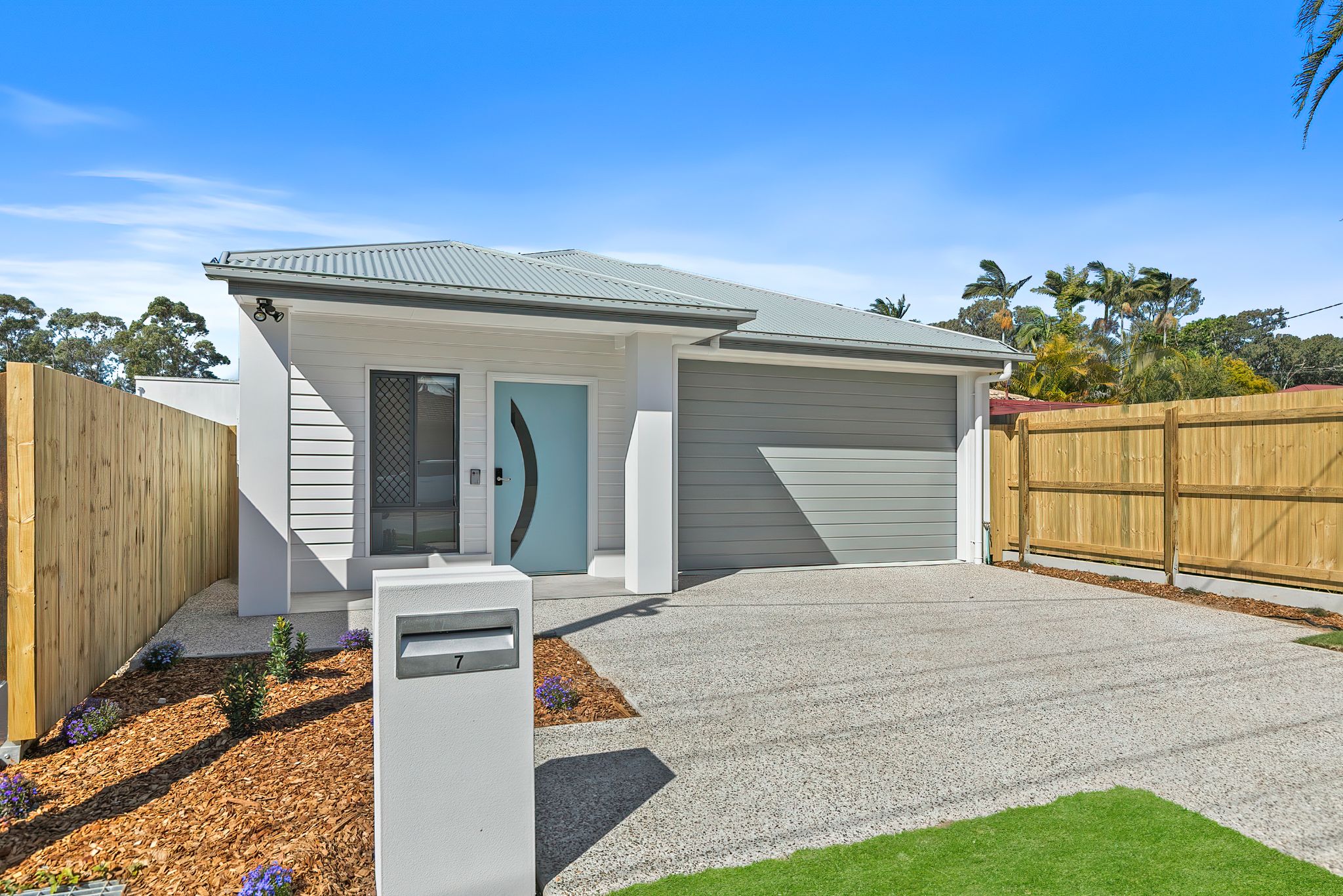 003 Open2view_ID961712-7_Rusbrook_Street