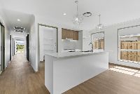 015 Open2view_ID966589-7_Elderberry_Street