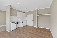 007 Open2view_ID979624-15_Overbeck_Street__Ashby