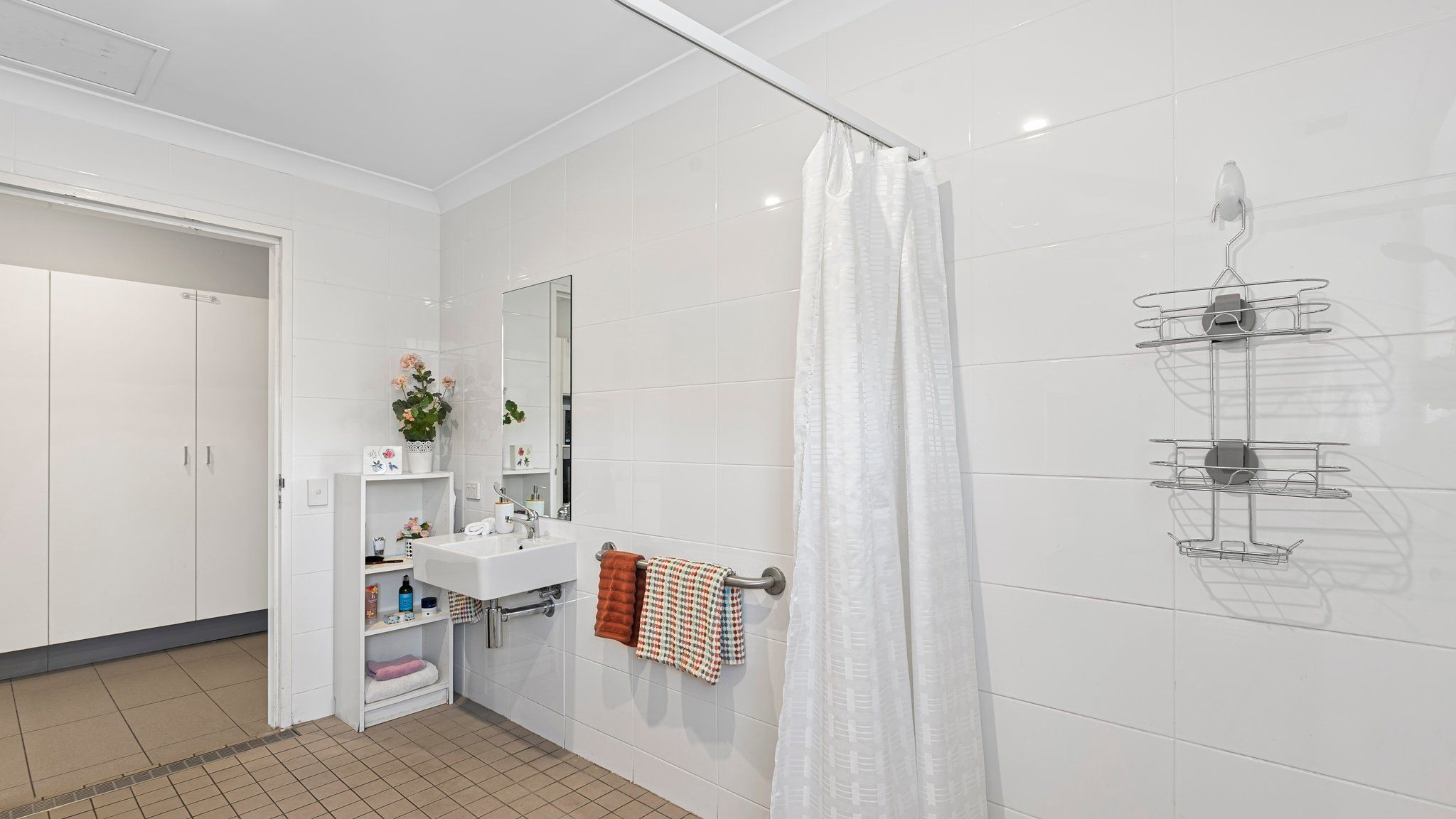 A154 Collete Parramatta_Bathroom 2