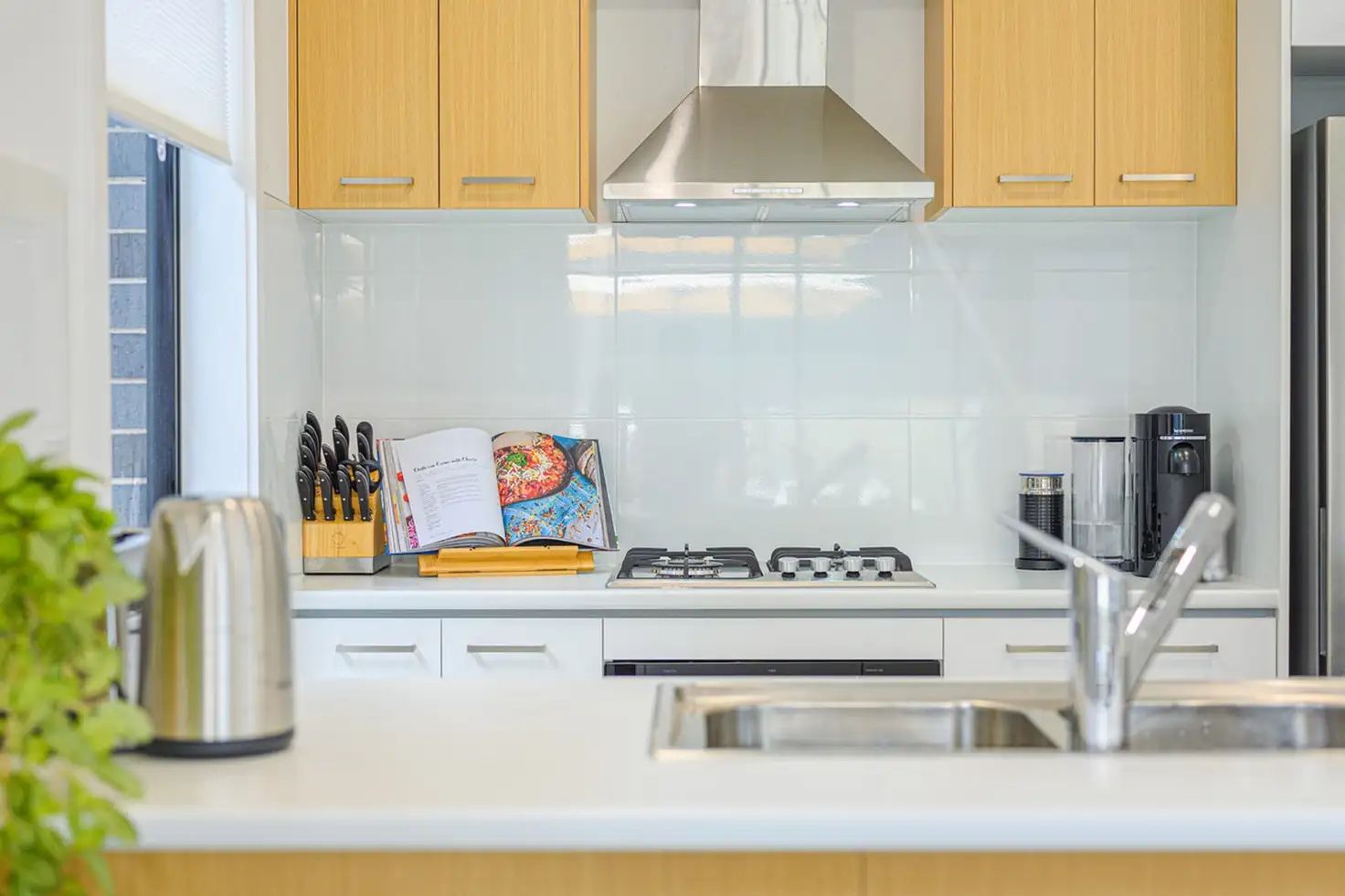 l AgentBox-11899961-6