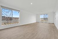 online image-compressor_004_Open2view_ID1033706-10_Thornbill_Close
