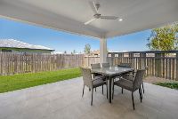 13   Firewheel Pde 16 - Patio