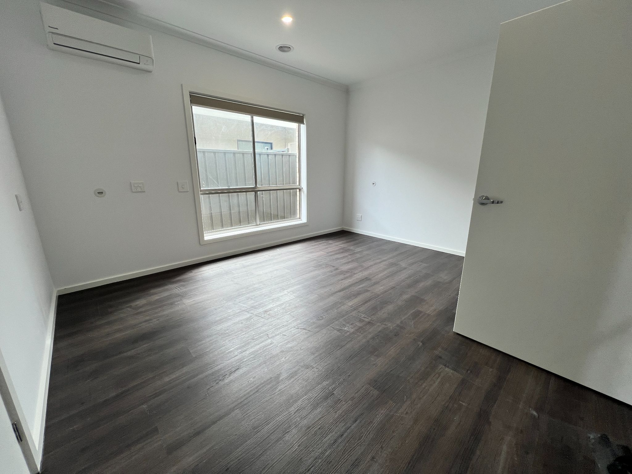 Photo 7 4-2025, 1 42 17 pm