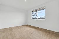 online image-compressor_012_Open2view_ID1033706-10_Thornbill_Close