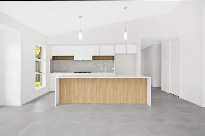 2016526660 4_1_201001_044425-w800-h532