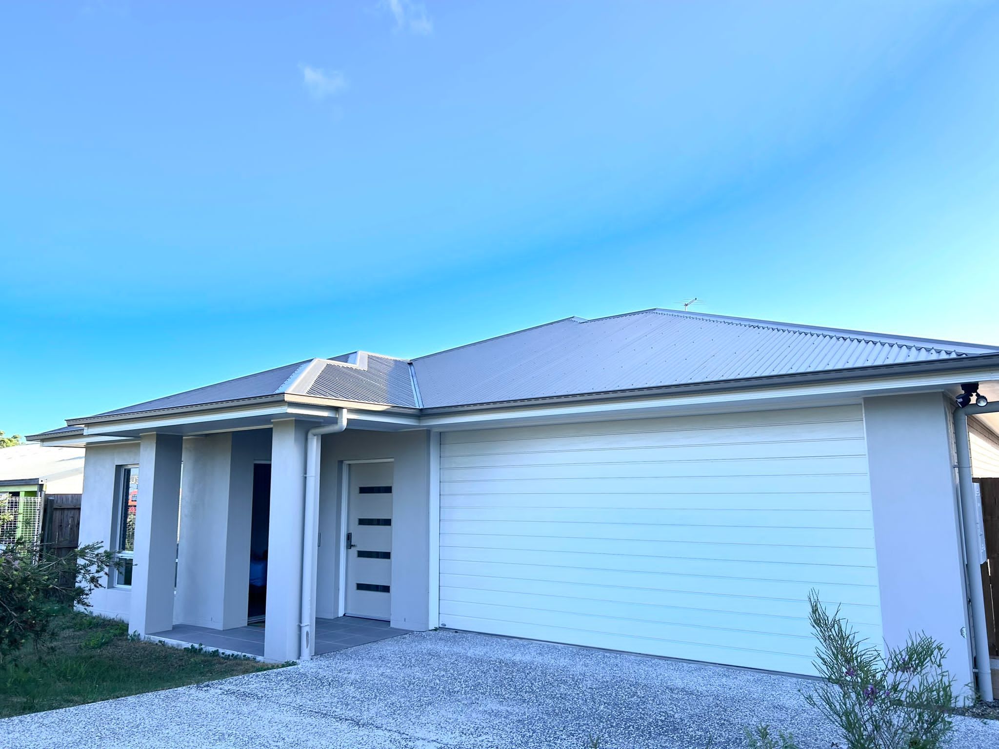 WOODRIDGE FRONT