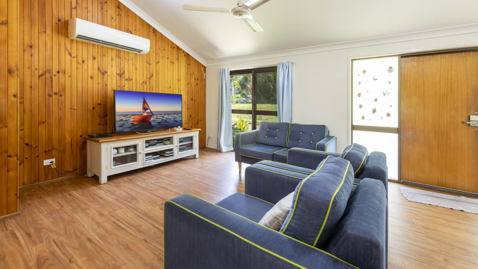 kawana dax40277p-accommodation-large3