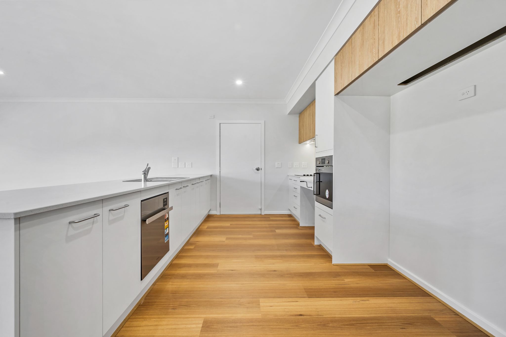 006 Open2view_ID861056