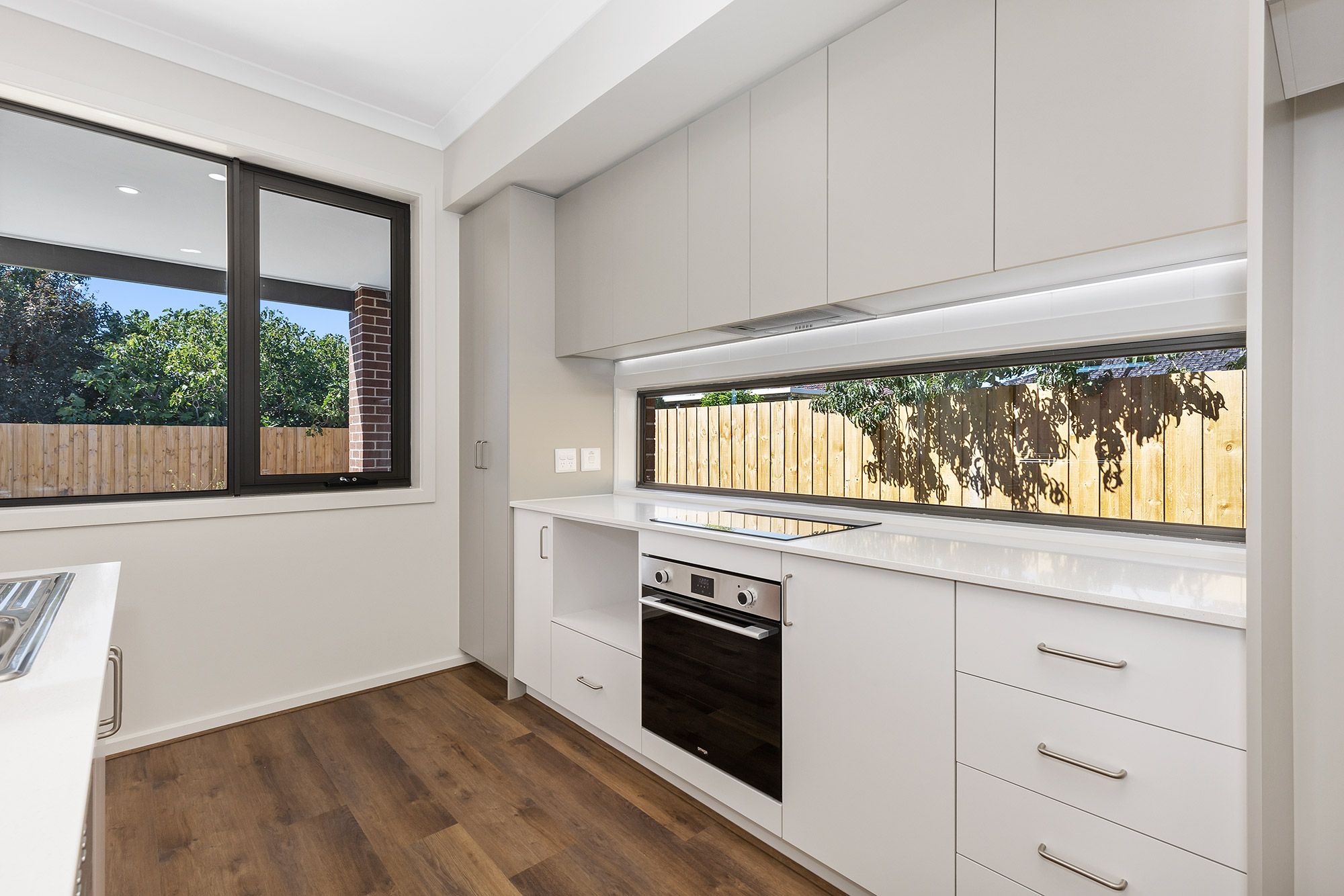 Lois   Kitchen 3 LR No Logo