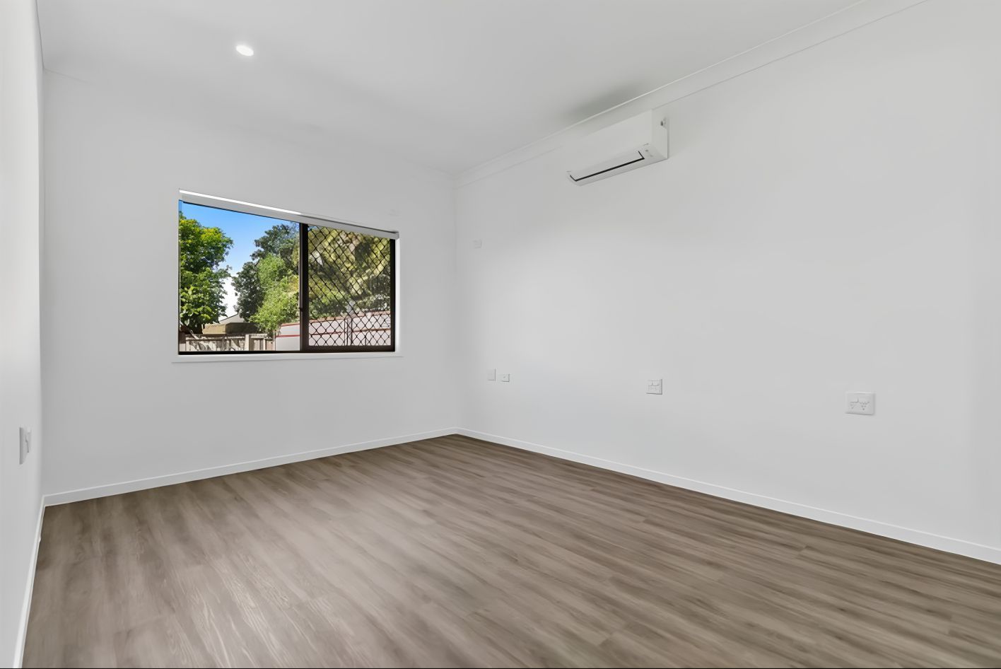 8 Redland Bay Bed 1