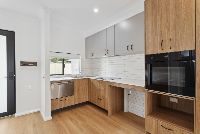 WEB 2 50 Penguin Rd  Shoalwater 2