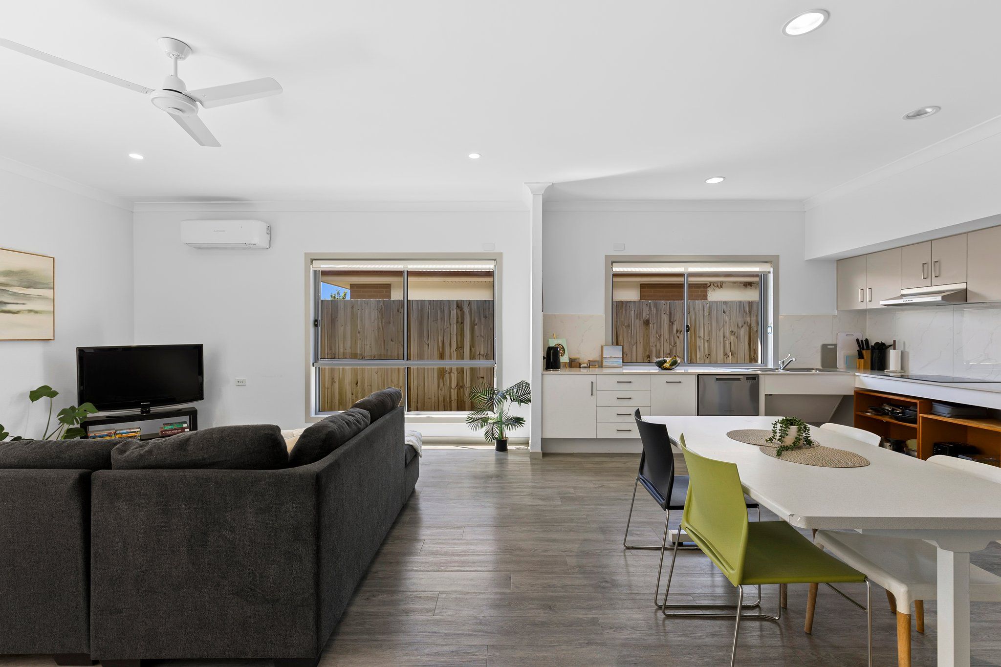 12 web-or-mls-8-scott-young-dr