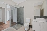 409SHO  PROFESSIONAL PHOTO - LOW RES 5) 20250618095603863