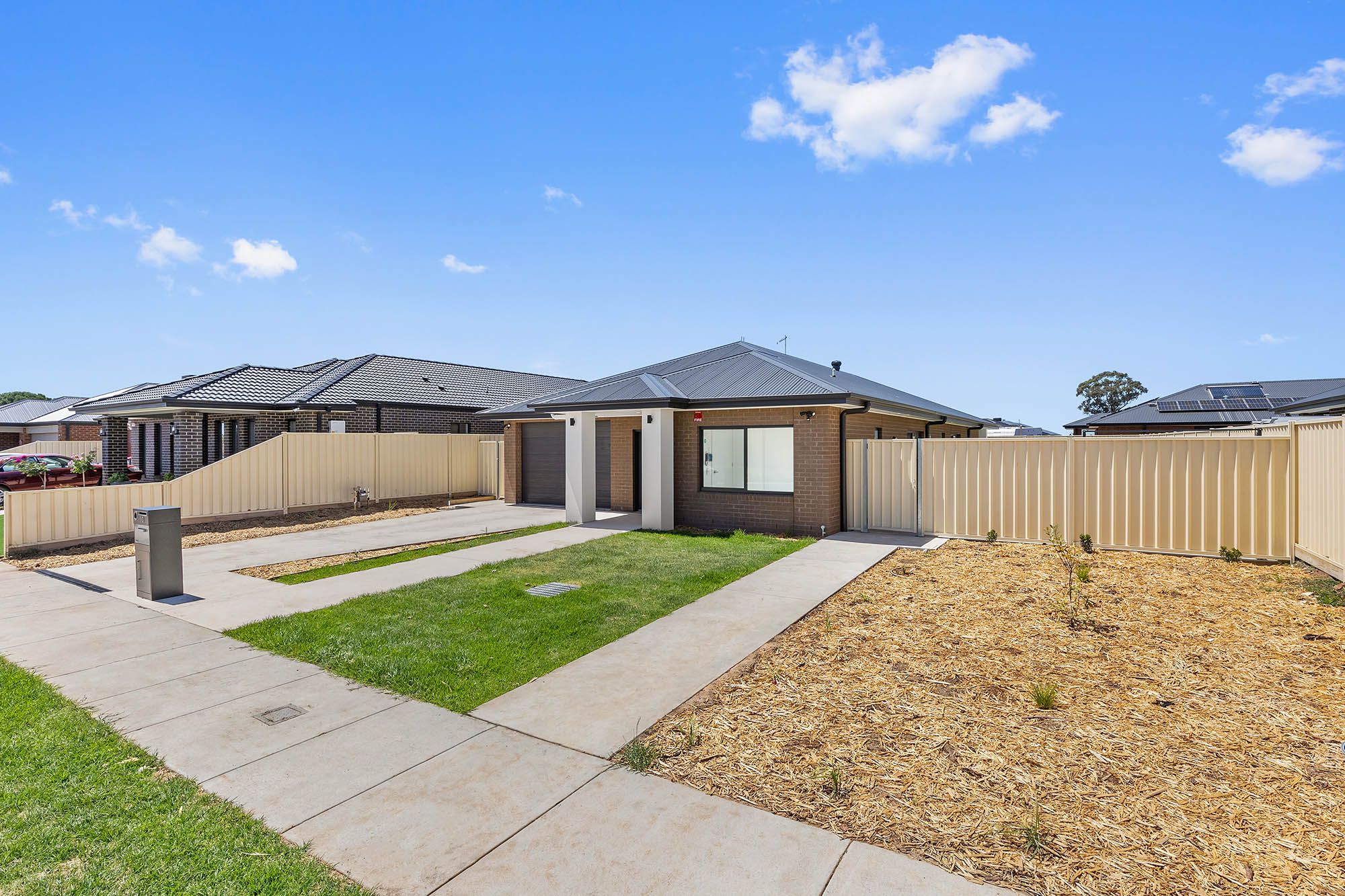 Sandringham   Facade 3 LR No Logo