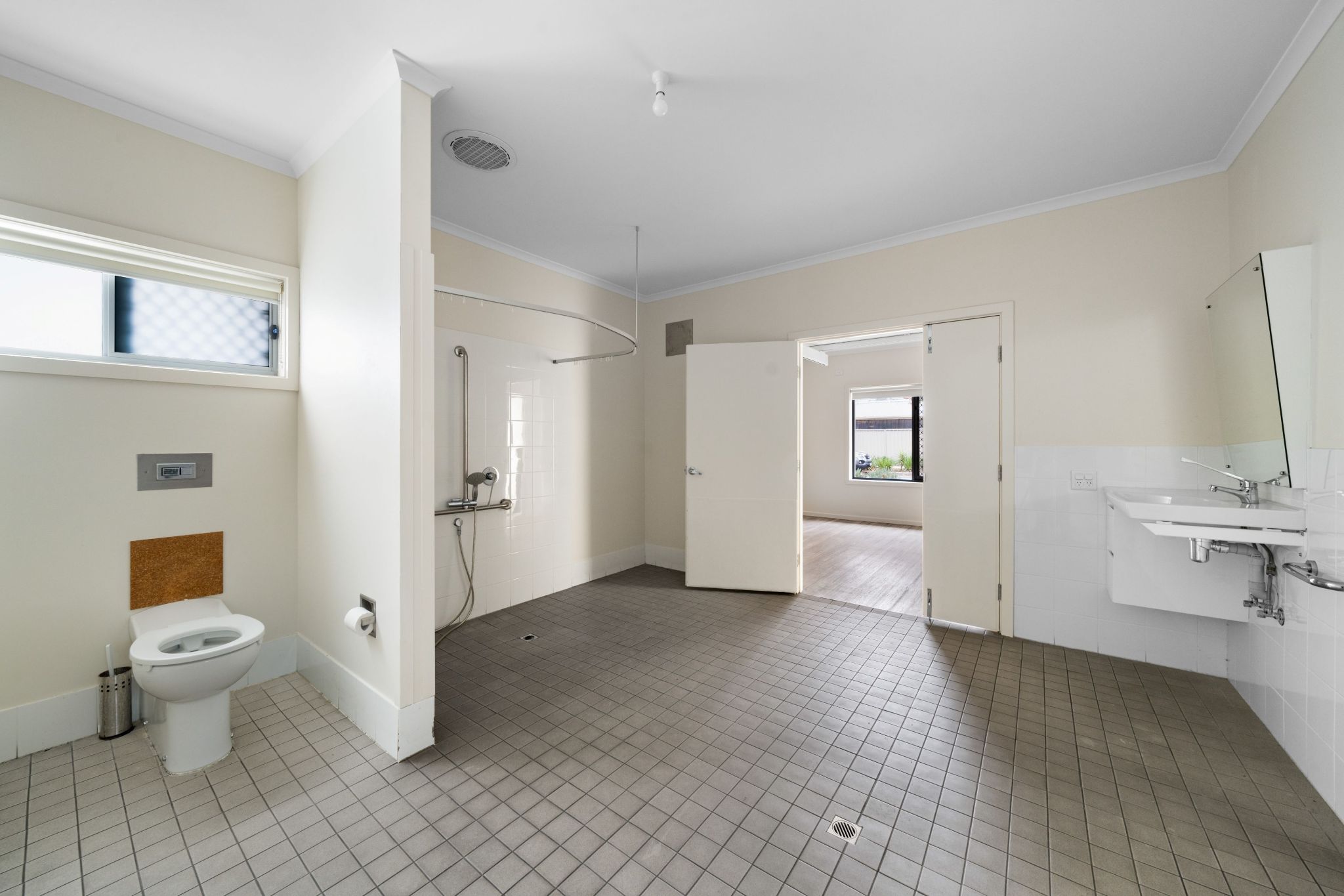 Kelly Grove New   Bathroom 2