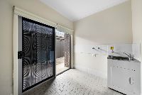 Kelly Grove New   Laundry